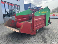 Silage-block distribution wagon Strautmann BVW blokkenwagen