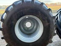 Wheels, Tyres, Rims & Dual spacers Vredestein 800/65R32
