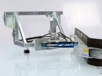 Other livestock equipment and accessories Qmac Rubber barn scraper 2.10 mtr hookup mailleux