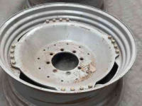 Wheels, Tyres, Rims & Dual spacers Case DW 15x38