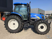Tractor New Holland TS135A