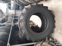 Wheels, Tyres, Rims & Dual spacers BKT banden 540/65R28