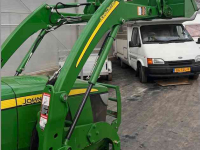Front-end loader John Deere 3045R