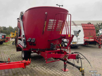 Vertical feed mixer BVL V-Mix 12 LS Voermengwagen Voermachines