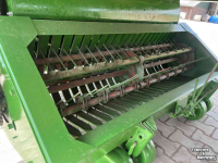 Self-loading wagon Taarup 1030 gerestaureerd