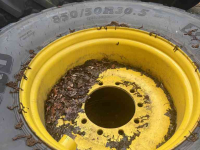 Wheels, Tyres, Rims & Dual spacers BKT 850/50R30.5