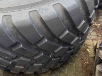 Wheels, Tyres, Rims & Dual spacers BKT 850/50R30.5
